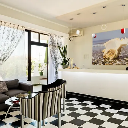 Terinikos Sunny Garden Junior Appart hôtel 2*